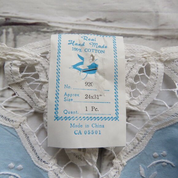 Vintage Baby Blue & White Lace Apron - Picture 4 of 4